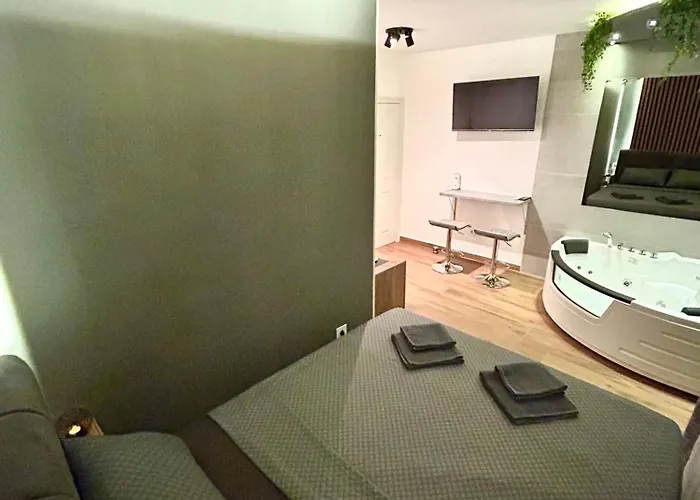 Seventh Oasis Apartman *